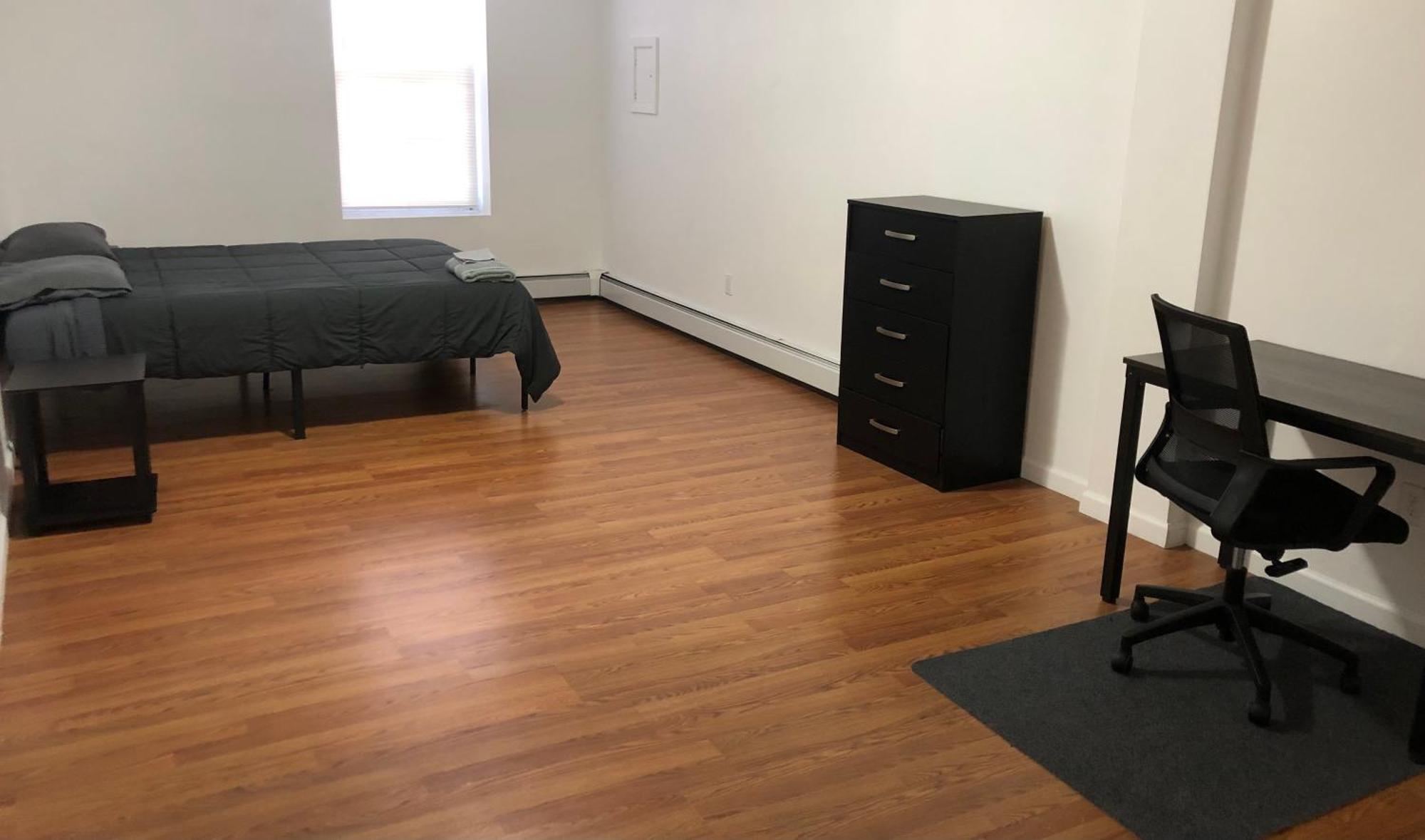 Large And Private Apartment Can Sleep Up To 8 People Comfortably With Direct Nyc Manhattan Train Only 5 Minute Walk Away Elizabeth Exteriér fotografie
