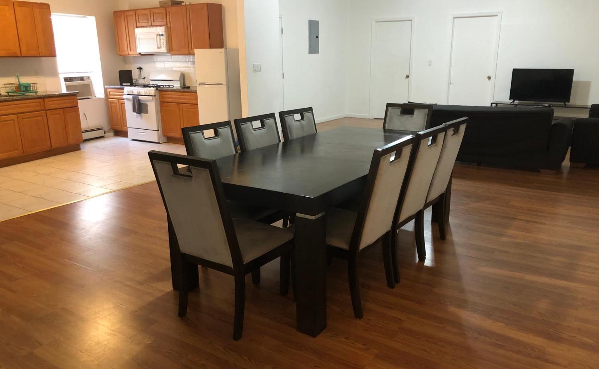Large And Private Apartment Can Sleep Up To 8 People Comfortably With Direct Nyc Manhattan Train Only 5 Minute Walk Away Elizabeth Exteriér fotografie